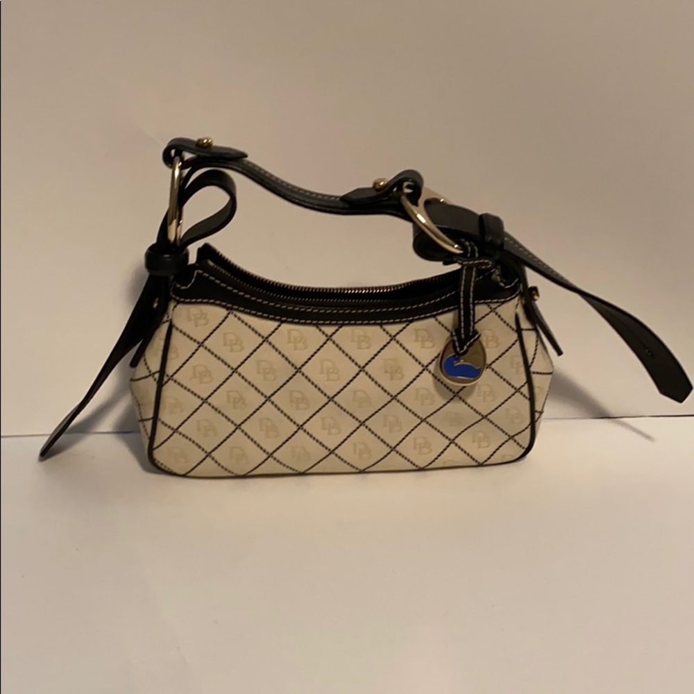 Dooney & Bourke purse